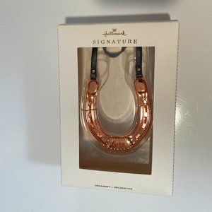 “Lucky To Know You’” Hallmark Signature  Rose Tone Horse Shoe 2021Ornament